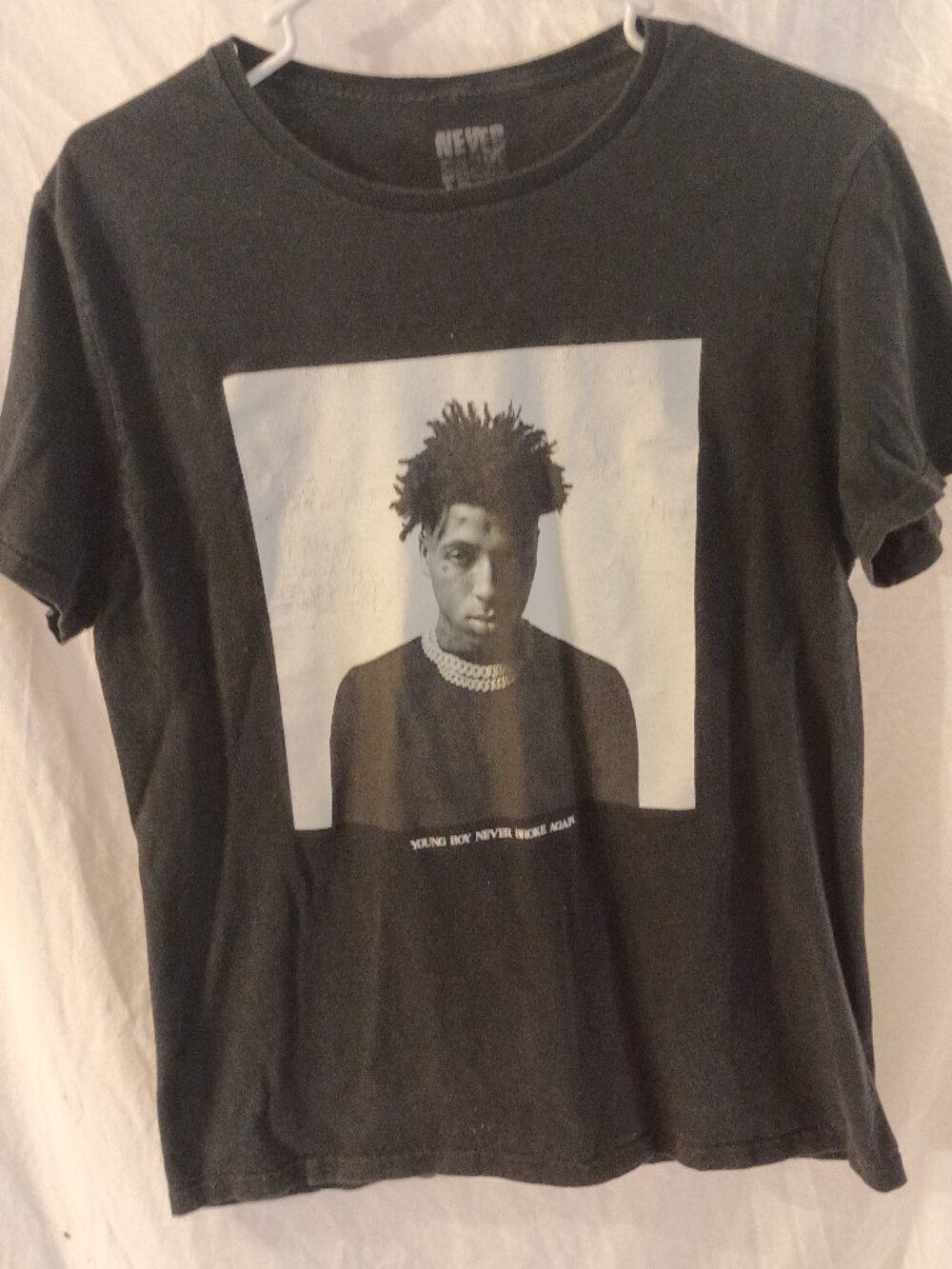 Boys Medium "Never Broke Again," YoungBoy T-Shirt